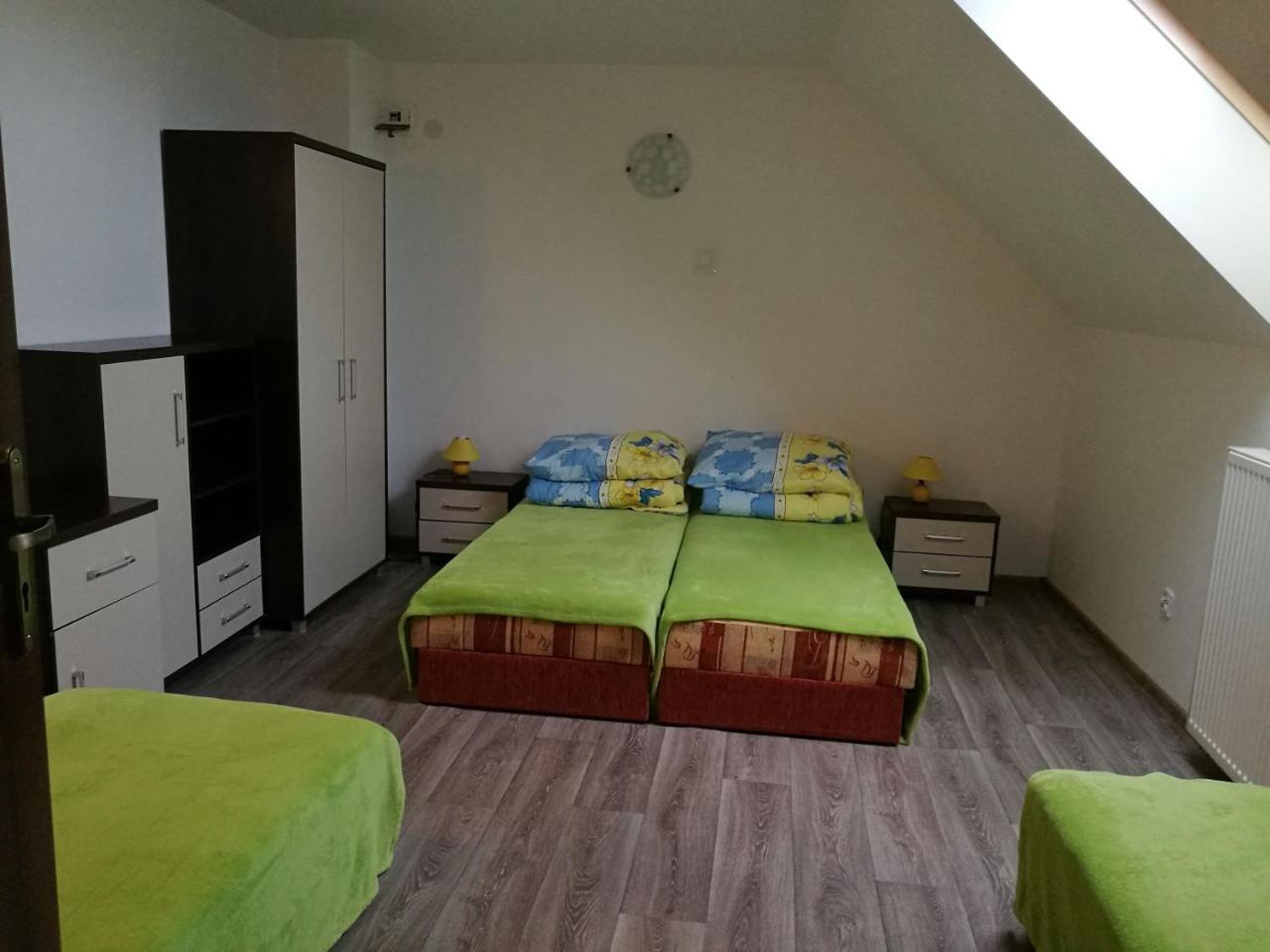 Dom Wczasowy Pieciu Pomostow I Domki Letniskowe Czaplinek Exterior foto